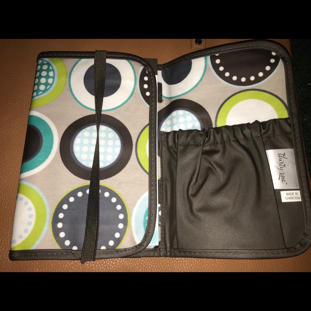 Thirty One Fold & Go organizer
